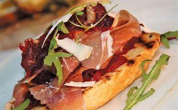 Park & 4* Woodbury